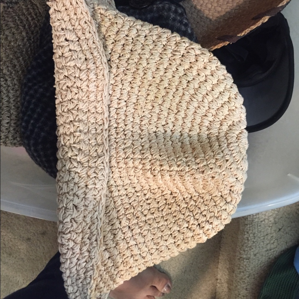 H&M beach hat